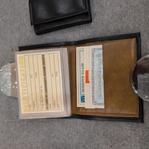 Vintage Herren Geschenkset Brieftasche und Schlüsseletui Schwarzes Hahnentrittmuster VG + Bild 3