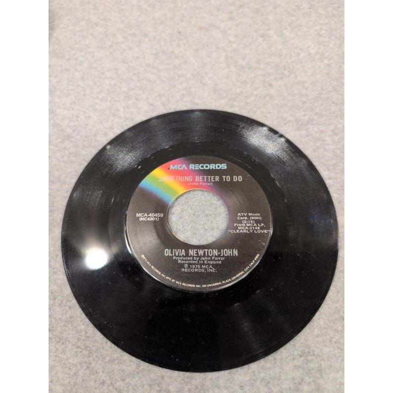 Olivia Newton-John Something Better To Do He's My Rock 45 RPM MCA-40459 image 2