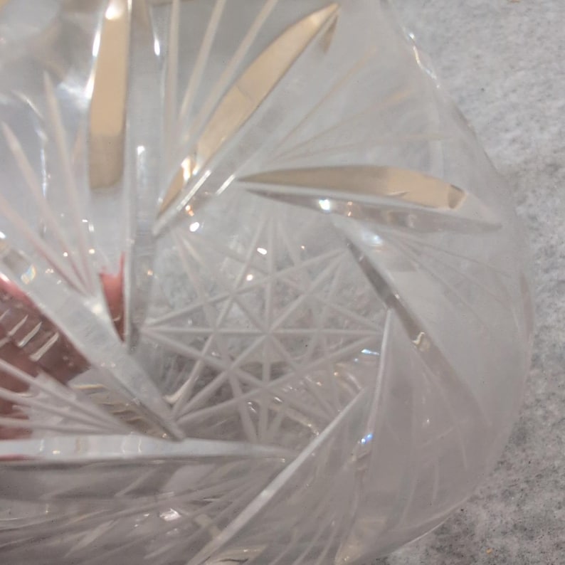 Vintage Crystal Glass Basket Clear Etched Starburst Handle Bowl Dish 6" image 5