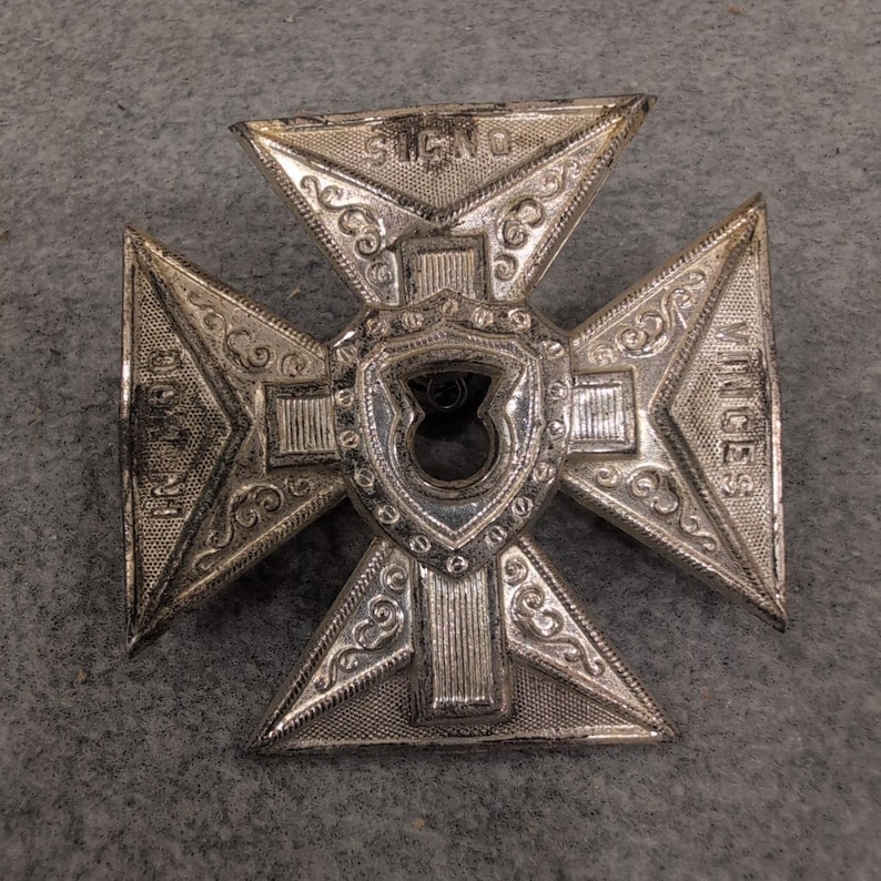 Vintage Tempelritter In hoc signo Vinces Cross Schwert Scheide Emblem silber Bild 1