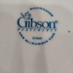 Gibson Housewares witte kan en kom met fruitontwerp in reliëf afbeelding 6