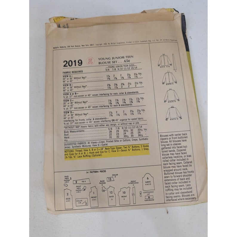 Vintage 1970s McCall's Sewing Pattern 2019 Young Junior Teen Blouse Set image 2