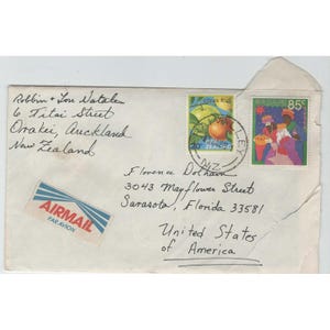 Konvolut von 13 Vintage-Briefumschlägen mit Poststempeln aus Sarasota, Florida, aus den 1950er- bis 1980er-Jahren Bild 11