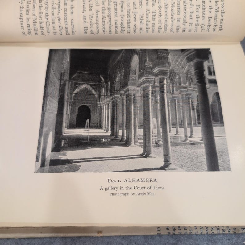 The Legacy of Islam Edited by Sir Thomas Arnold and Alfred Guillaume HC 1931 image 12