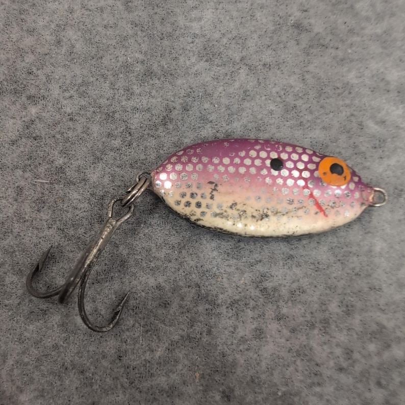 Vintage Fishing Bomber Slab Spoon Lure Wobbler Purple Silver Fish Eye image 1
