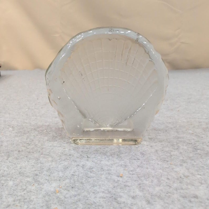 Vintage Clear Frosted Glass Scallop Sea Shell Paperweight Coastal Decor image 2