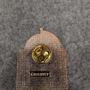 Vintage 1998 CHOC Disneyland 8th Annual Community Walk Enamel Pin Space Bear image 3