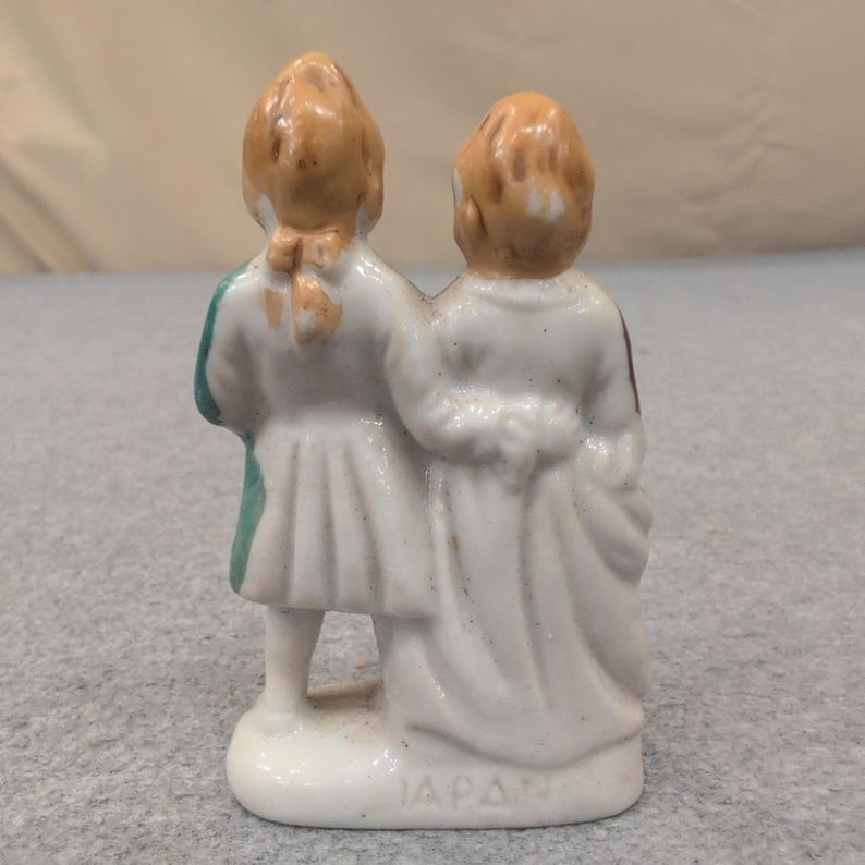 Vintage Porcelain Colonial Couple Figurine Made in Japan Hand Painted image 2
