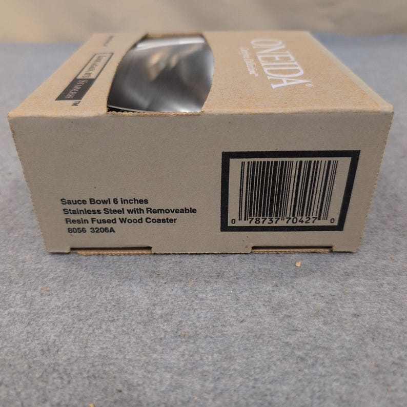 Oneida Carefree Collection Stainless Steel Sauce Bowl with Wood Coaster 8056 image 2