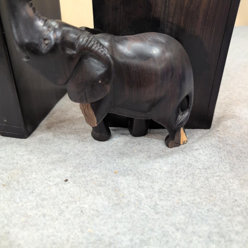 Vintage Hand Carved Wooden Elephant Bookends Dark Wood Broken Leg image 6