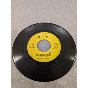 The Lewis Sisters He's An Oddball By Some Chance 45 RPM V.I.P. 25018 Motown 1965 image 4