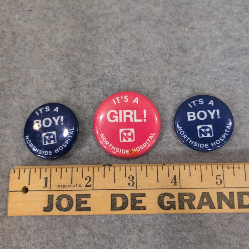 Northside Hospital Vtg Pinback Buttons Set It\'s a Boy It\'s a Girl Pink Blue image 2
