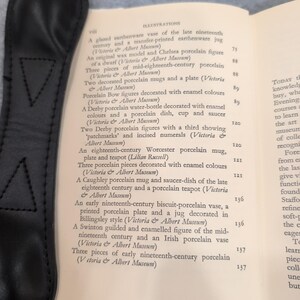 J P Cushion English China Collecting for Amateurs Book 1971 Signed by Author image 9