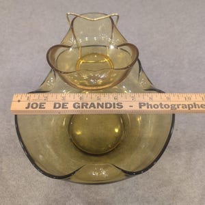 Vintage MCM Smoked Olive Green Glass Ruffled Chip and Dip Set with Metal Bracket image 4