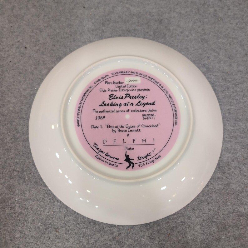 Elvis Presley Gates of Graceland Delphi Collector Plate 1988 Bruce Emmett image 2