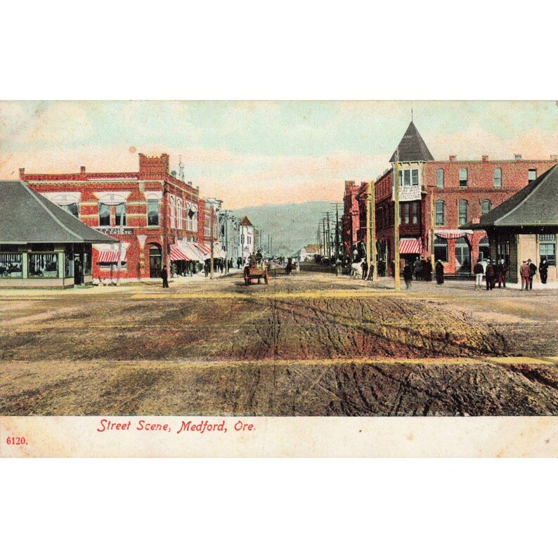 Vintage Street Scene Medford Oregon PCK Series Postcard Made in Germany 6120 image 1