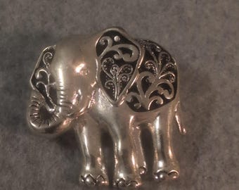 Vintage Silver Tone Elephant Pin Brooch Ornate Filigree Detailing