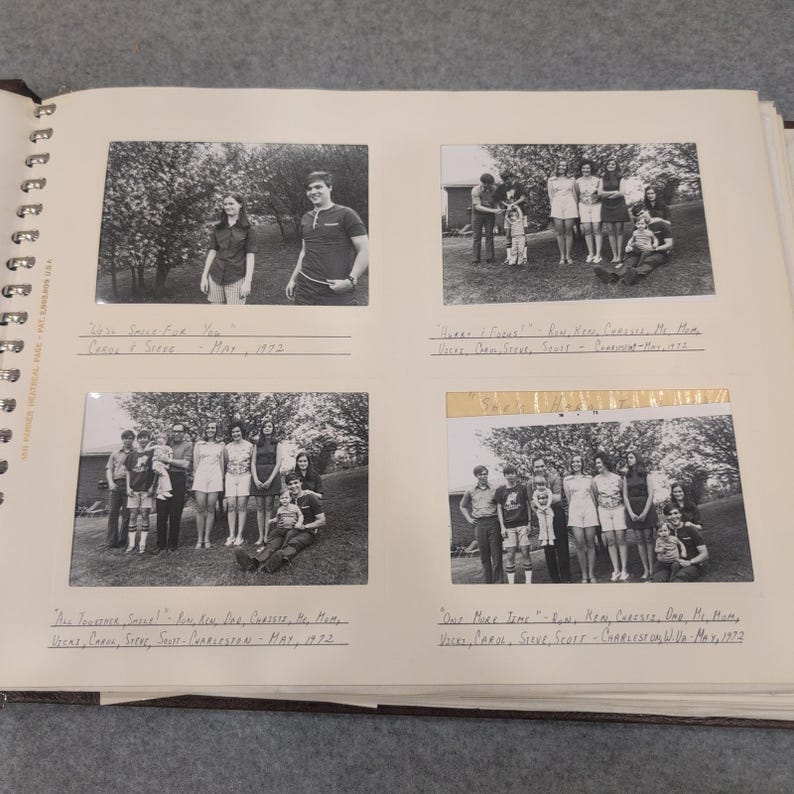Vintage album uit 1972-1973 van de familie Harrington uit Charleston, West Virginia, van kolonel Patricia Harrington van de Amerikaanse luchtmacht. afbeelding 4