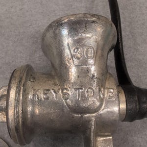 Keystone No 30 Meat Grinder Food Chopper Hand Crank Made in USA Vtg Cast Metal image 2