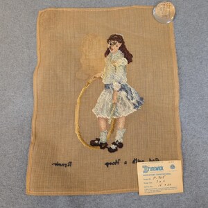 Lienzo para bordar Brunswick, Chica Renoir con aro P-965, Hecho en Madeira imagen 4