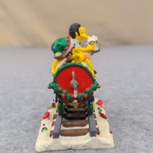 The Simpsons Christmas at Moe's Figurine Christmas Express Collection 2003 image 2