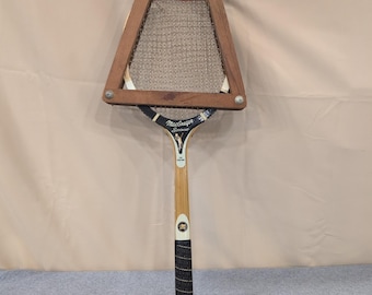Racchetta da tennis vintage in legno MacGregor Speedwood con telaio in legno pressato, ottime condizioni.