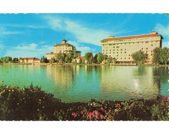 Broadmoor Hotel Colorado Springs CO Chrome Postcard Scalloped Unposted Sanborn