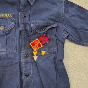 Camicia a maniche lunghe con bottoni in denim blu vintage dei Cub Scouts BSA per ragazzi immagine 2