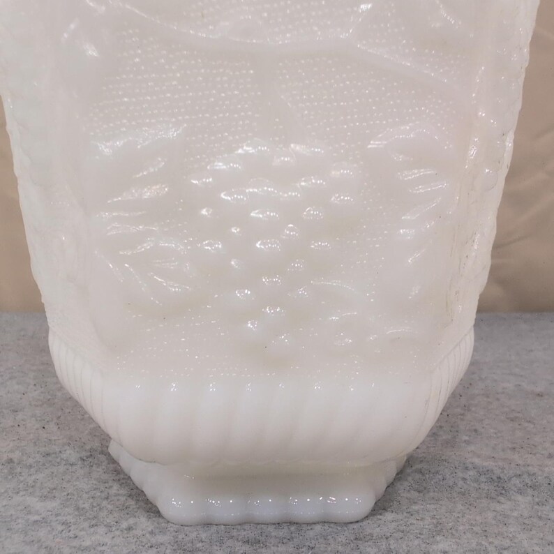 Fire-King Milk Glass Harvest Grape Hexagonal Planter White VTG Anchor Hocking image 3