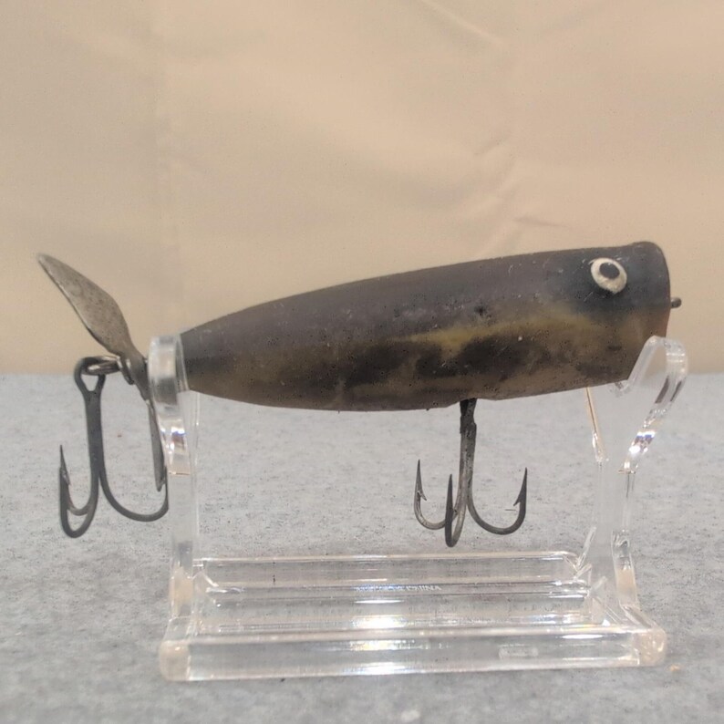 Vintage Propeller Fishing Lure Dark Gray Metal Propeller Spinner Bait image 4