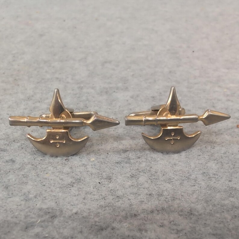 Hickok Mfg Co Usa Gold Tone Halberd Axe Spear Cufflinks image 2