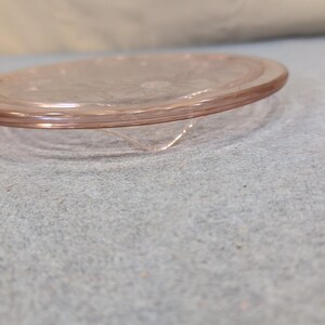 Jeannette Sunflower Pink Depression Glass 3 Footed Cake Plate Vintage 1930s image 2
