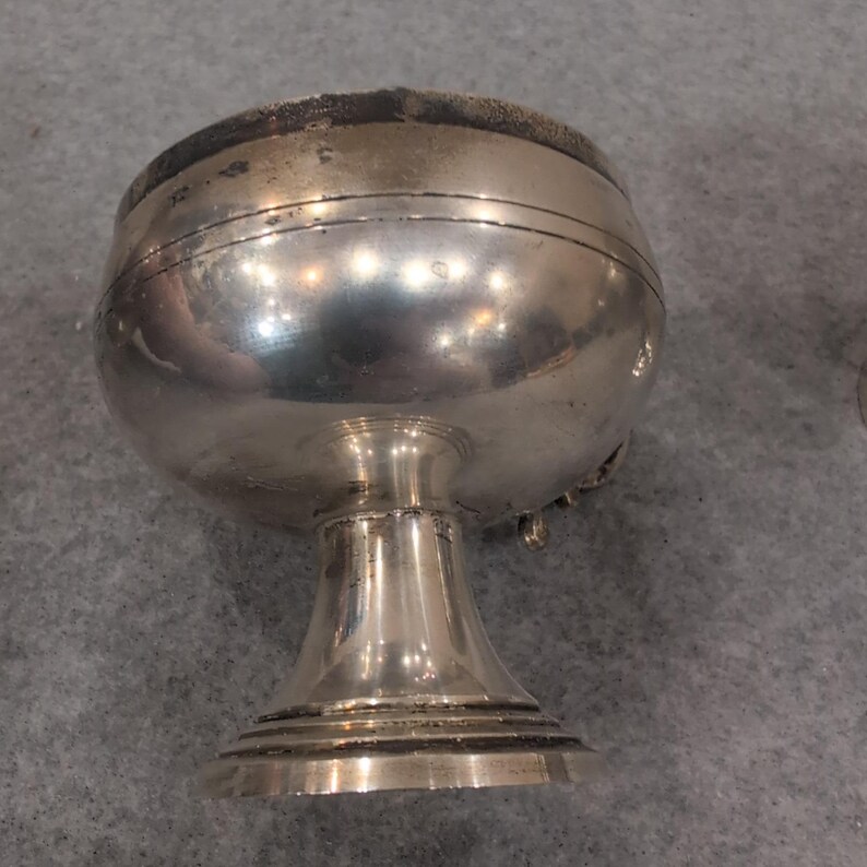 Vintage Silber Ton Sockel Tassen 3er-Set Made in India verzierten Blättern Griff Bild 6
