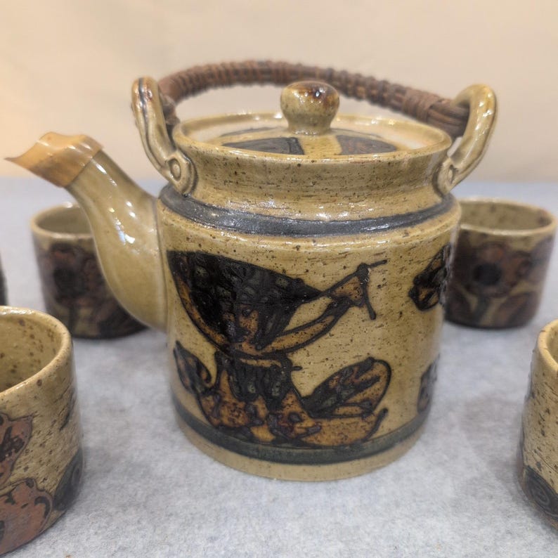 Servizio da tè vintage in ceramica dipinta a mano, teiera per 6 tazze, motivo uccelli, fiori, macchie, color beige immagine 2
