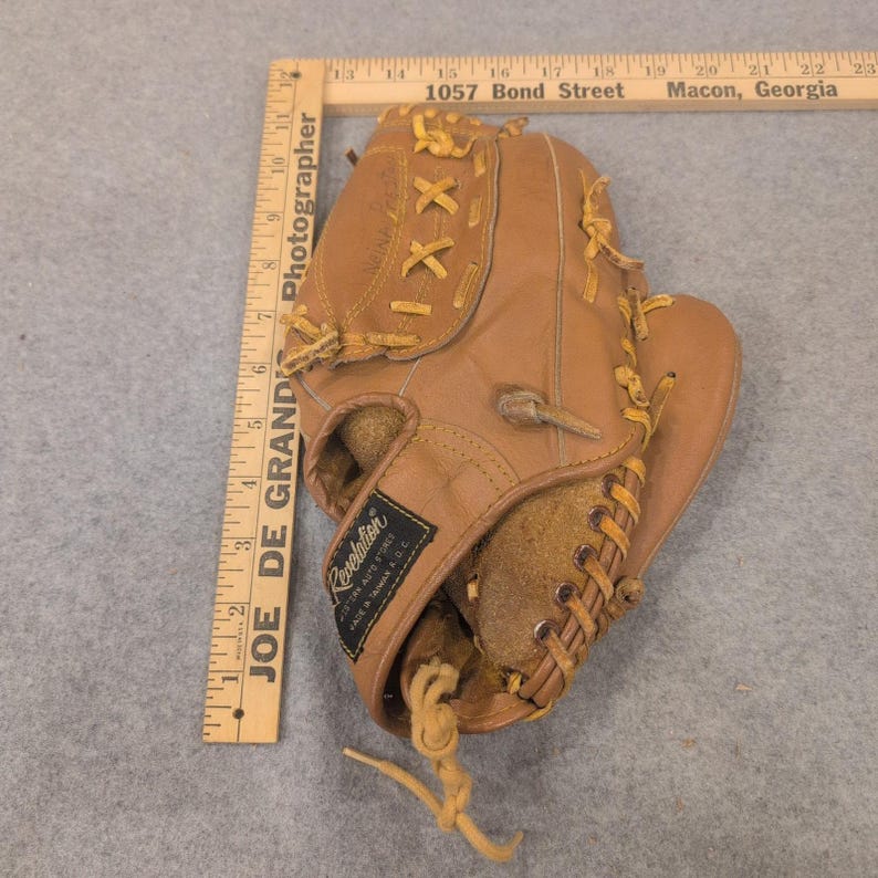 Vintage Revelation Western Auto Stores Baseball Glove Cowhide 36-1234-8 Brown image 6