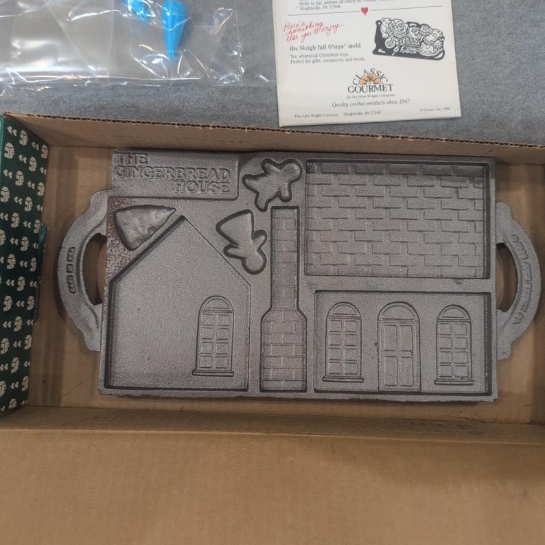 John Wright Fun & Easy All Occasion Gingerbread House Cast Iron Mold Kit 73-028 image 8