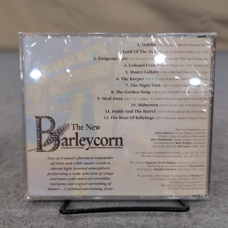 The New Barleycorn en Flannery's Irish Celtic Music CD 1997 Sellado Nuevo imagen 2