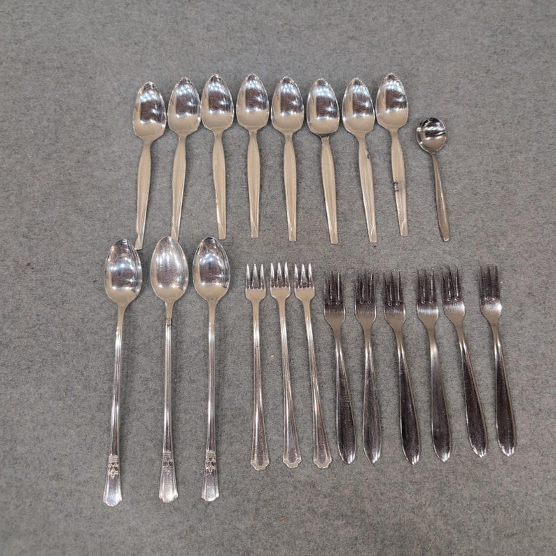 Court Silver Plate Mixed Flatware Lot 21 Pieces Spoons Forks Silver Tone Cutlery image 1