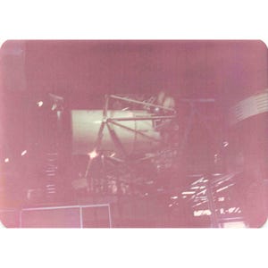 Lote de 5 fotografías antiguas de la sala de control de naves espaciales de la NASA Aerospace de la década de 1970. imagen 3