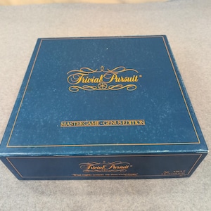 Trivial Pursuit Master Game Genus Edition Vintage Board Game Blue Box Set image 1