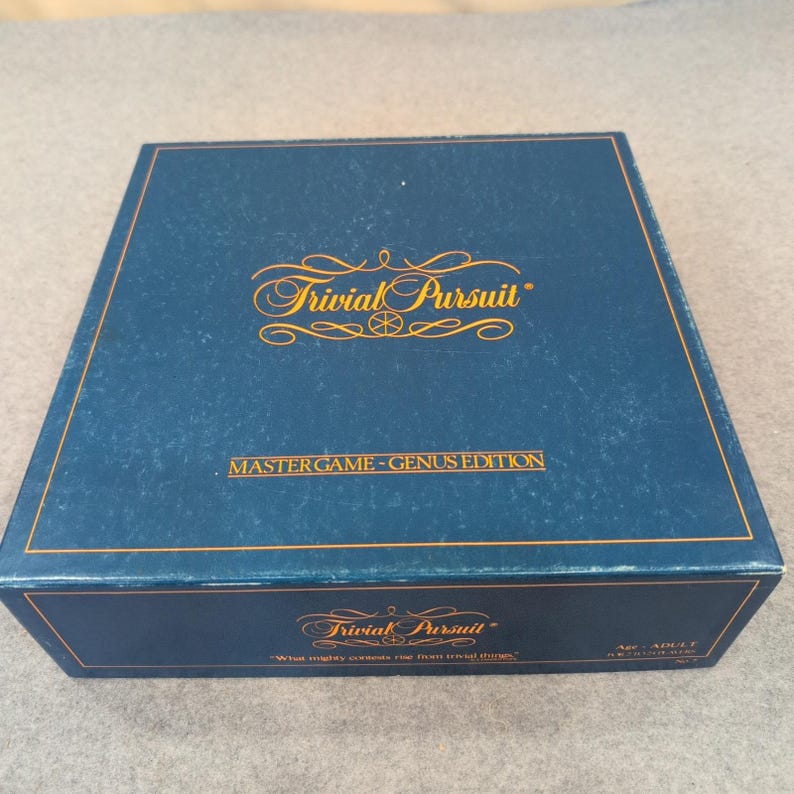 Trivial Pursuit Master Game Genus Edition Vintage Board Game Blue Box Set image 1