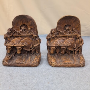 Vintage Western Covered Wagon Oxen Pioneer Bookends Set Rustic Faux Wood Resin image 1