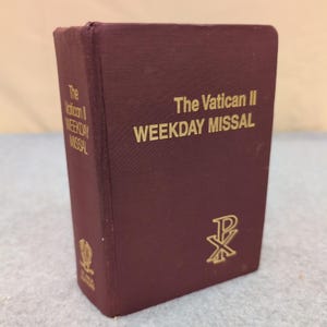 The Vatican II Weekday Missal St Paul Editions 1975 Hardcover Catholic Prayer image 1