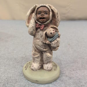 Martha Holcombe All God's Children Bootsie Bunny Figurine 1529 Signed 48 image 1