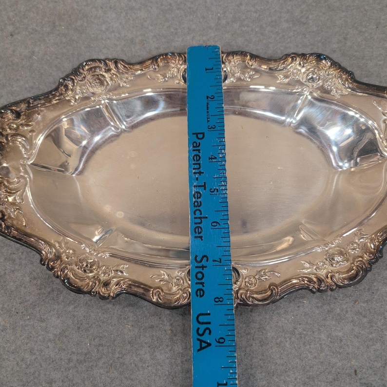 Towle Old Master Embossed Silverplate Oval Serving Tray Floral Scroll Border image 5