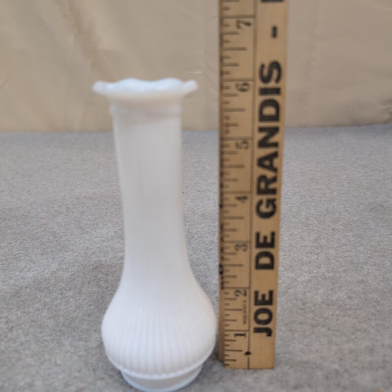 Vintage White Milk Glass Ribbed Bud Vase with Ruffled Rim image 5