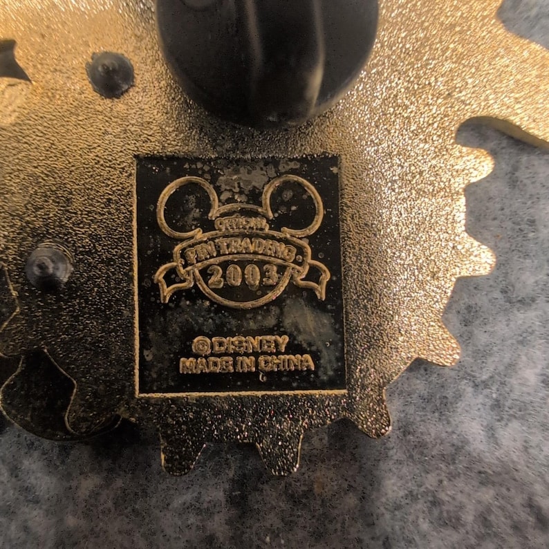 Disney Micky Maus Sonnenrad Kalifornien Abenteuer Emaille Pin Trading 2003 Gold Bild 4