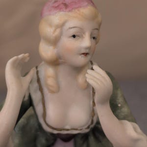 VTG Porcelain Figurine Lady Woman Figurine Produced by Hal-sey Fifth Ave. L & M image 2