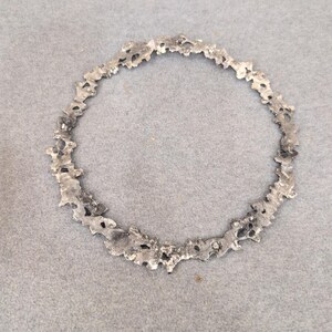 Vintage Silver Tone Cast Metal Rose Floral Wreath Stand Circular image 5