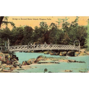 Brücke zur Second Sister Island, Niagarafälle, Vintage-Postkarte, Farblithografie, sehr guter Zustand Bild 1